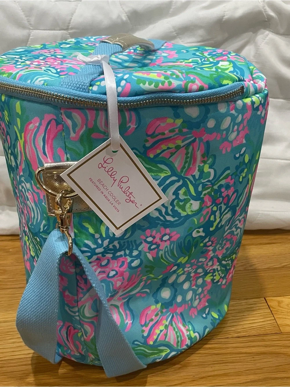 Lilly Pulitzer Blue Floral Kids Crossbody Cooler Bag with Pink & Green Accents.